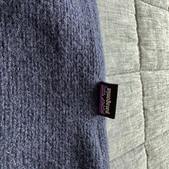 Patagonia Recycled Wool Hoody Pullover - Men's Large Navy - Picture 3 of 4